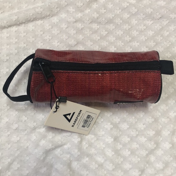 RAREFORM Parker Pouch - Picture 5 of 10